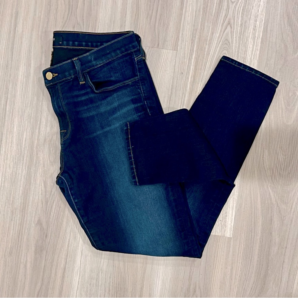 EUC J Brand Skinny Leg Jeans in Atlantis